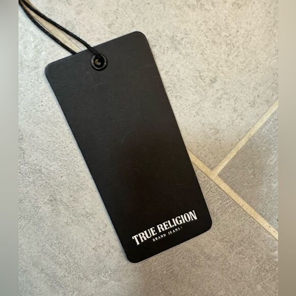 True Religion | Halle Midrise Capri - 24 NWT - Picture 9 of 12